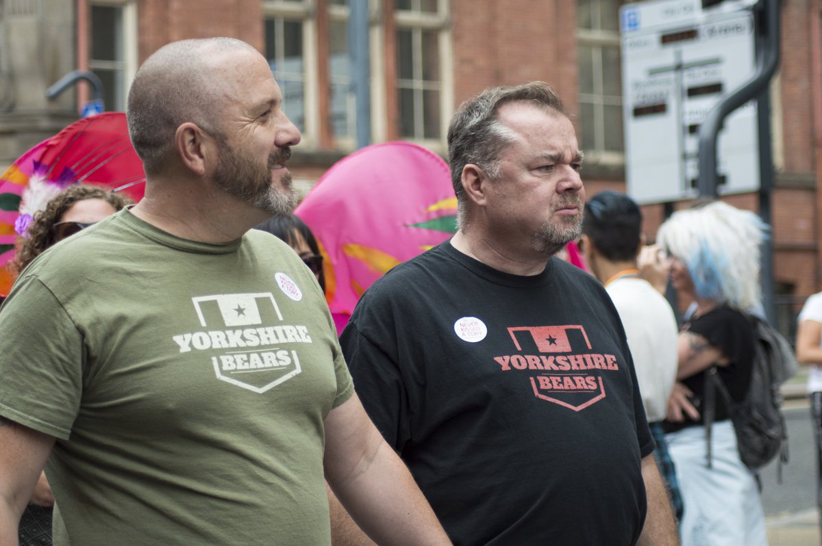 Pam_P73's tweet photo. #LeedsPride @LeedsPride @Yorkshirebears https://t.co/kiv5lTySiZ