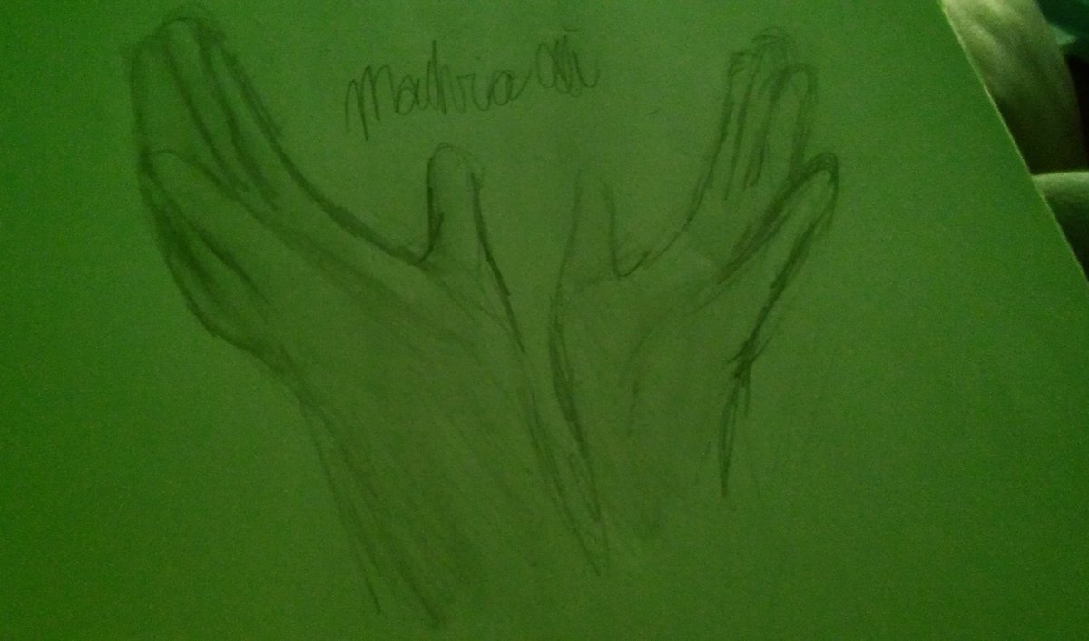 iamveryartsy's tweet photo. #Artflashback w/ subtle #shading. #sketching #pencilart #sketch #artsketch #drawing #artbyme #draw #hands #2014 https://t.co/dFgK5xK73Q