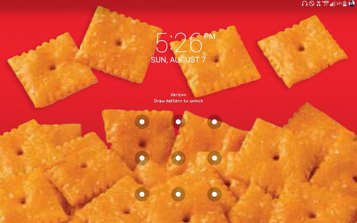 Okay who tf changed my wallpaper