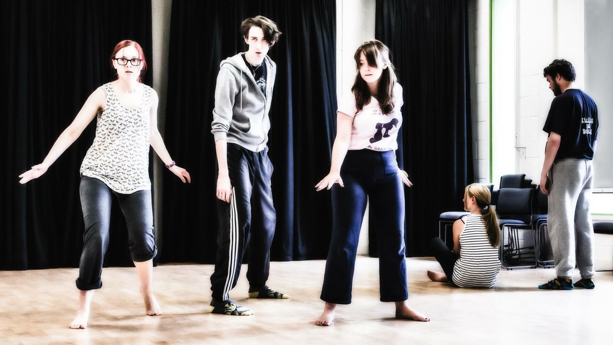 ParachroneProd's tweet image. Tickets for the show can be found here: tickets.edfringe.com/whats-on/night…