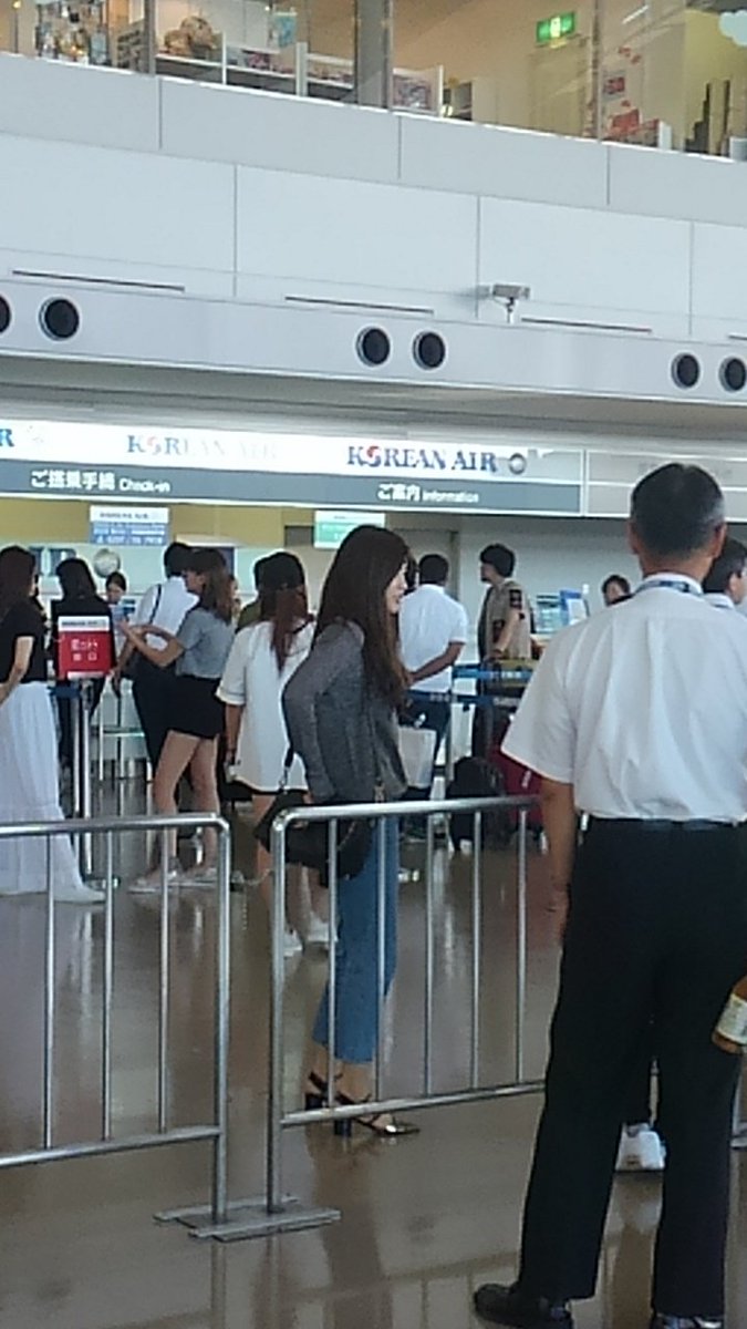 Toshiki 新潟空港出待ち 韓国戻ってゆっくり休んで欲しいです カムバに期待してます 昨日のリリイベは最高でした Apink サマータイム Toshiki 新潟空港出待ち 韓国戻ってゆっくり休んで欲しいです カムバに期待してます 昨日のリリイベは最高でした Apink サマータイム