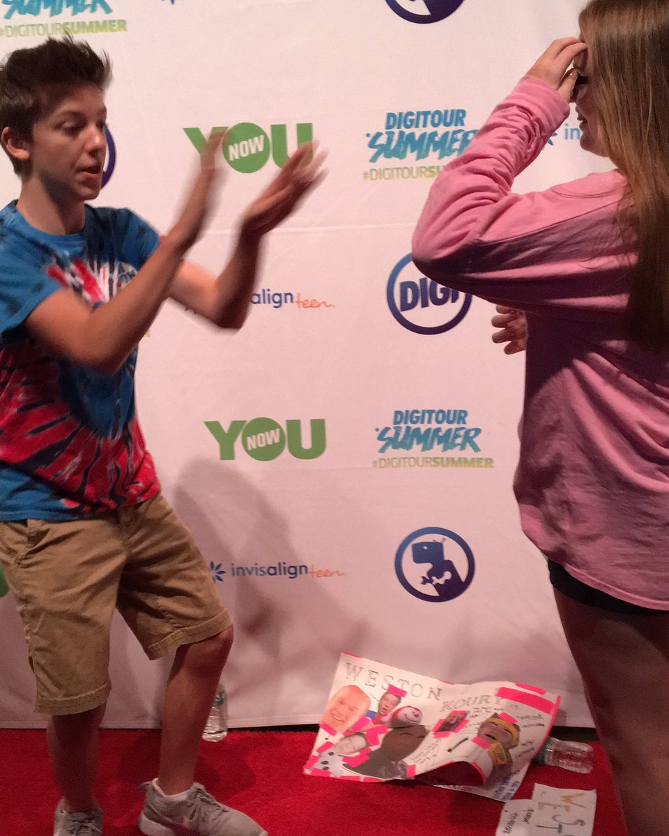 chloee_wells's tweet photo. I miss him so much already😕❤️ he told me my shirt was revolutionary😂 @DigiTour @westonkoury1 #DigitourSummer https://t.co/cdrnakEEcS