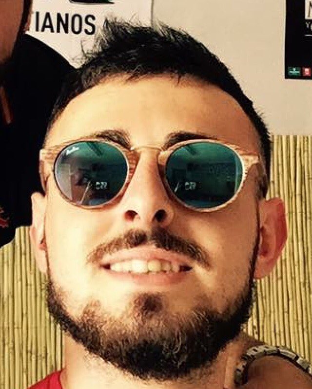 kinitriana's tweet photo. La vida es muy injusta Marquitos..Te has ido muy pronto..Siempre te recordaré un abrazo amigo allá arriba!! https://t.co/VfnzO23vZJ