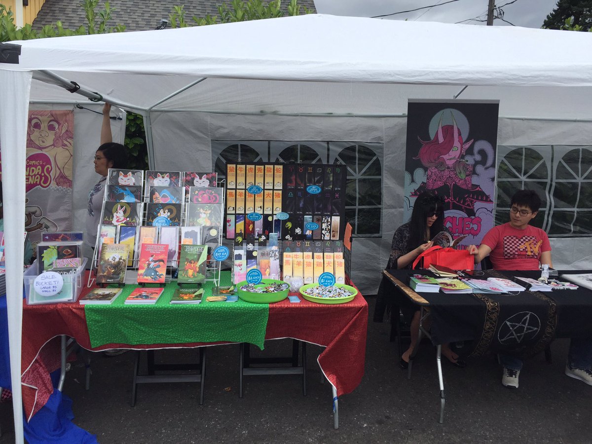 HannahMenzies's tweet photo. Had fun @SpritelyBean with Artist Alley Comics Fest! https://t.co/svzCxPn40D