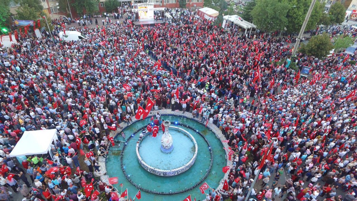 Kütahya Demokrasi ve Şehitler Mitingine Siyasi Parti İl Başkanlarımızla katılarak konuşmalarımızı yaptık.