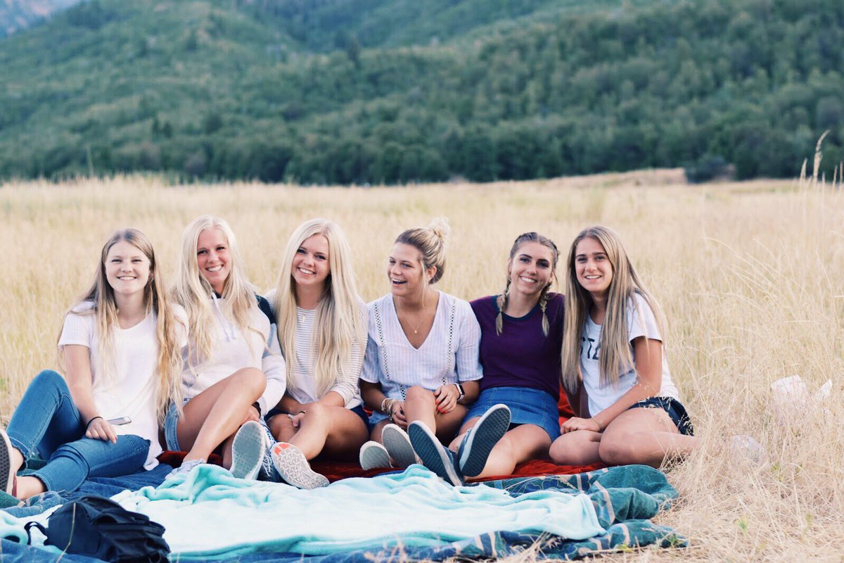 montanaLrogers's tweet photo. making some good summer memories❤️ https://t.co/bn8FVqQlRv