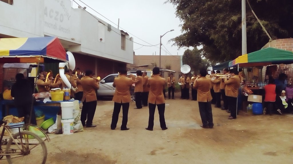 givivisfotos's tweet photo. Tomando fotos a la misa y fiesta de la #VirgenDeLaAsunción patrona de #Aczo https://t.co/zegNuhyJ6W
