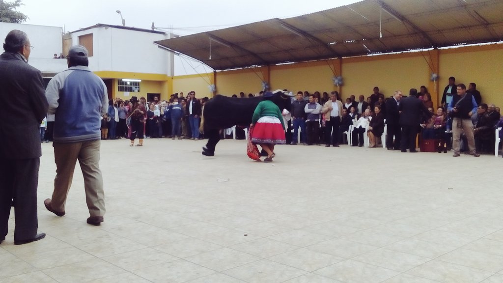 givivisfotos's tweet photo. Tomando fotos a la misa y fiesta de la #VirgenDeLaAsunción patrona de #Aczo https://t.co/zegNuhyJ6W