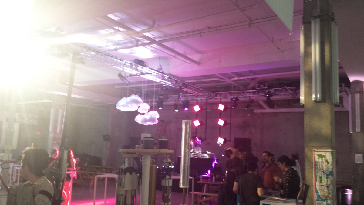 DunDeesGames's tweet photo. Just wrapped showing at skylight modern in nyc at world's fair nano https://t.co/YJ8ZPpeO8z