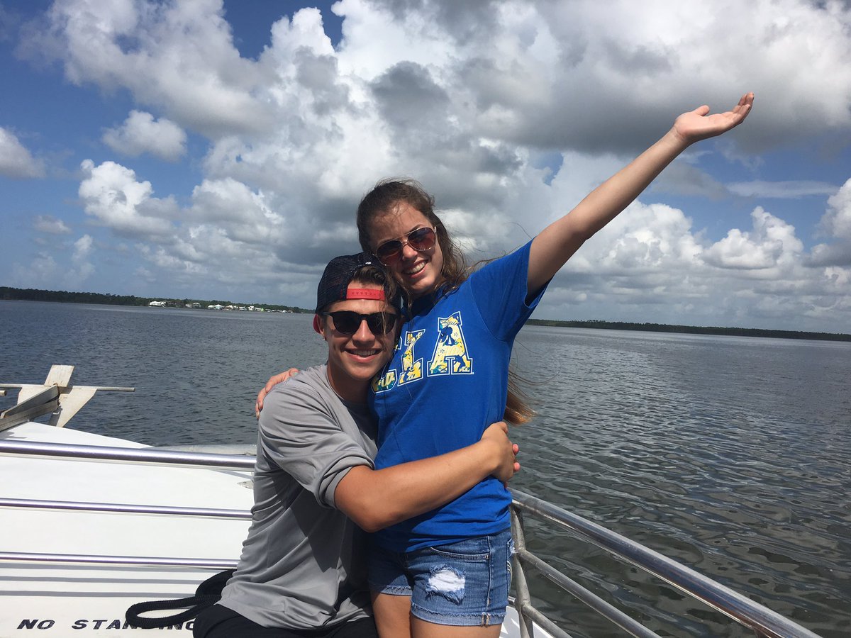 Ali_Kathleen's tweet photo. Happy Birthday to my luv 💓💓Thanks for being born because life with you is so much better https://t.co/nC7IpGXh2i