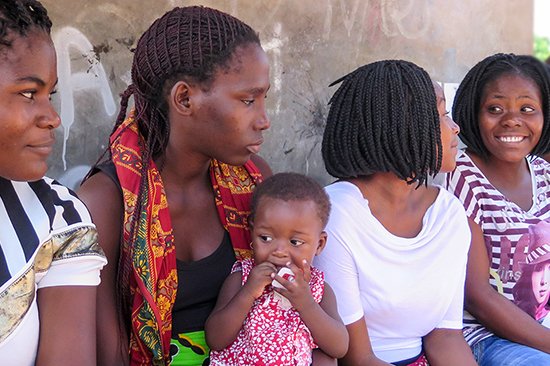 RESULTS_AU's tweet photo. The first of our 5 Reasons to invest in @GlobalFund -  Lives saved - #EndTB  #AustralianAid https://t.co/hnogrEBu1A https://t.co/M6fzhpSLpt