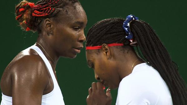 infobaeamerica's tweet photo. Río 2016: las hermanas Venus y Serena Williams quedaron eliminadas en la primera ronda https://t.co/IC1o40H9xQ https://t.co/jPvSH6Yvoa