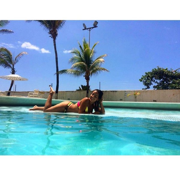 YaleskaSAM's tweet photo. feliz domingo. https://t.co/i5e0yin0pG