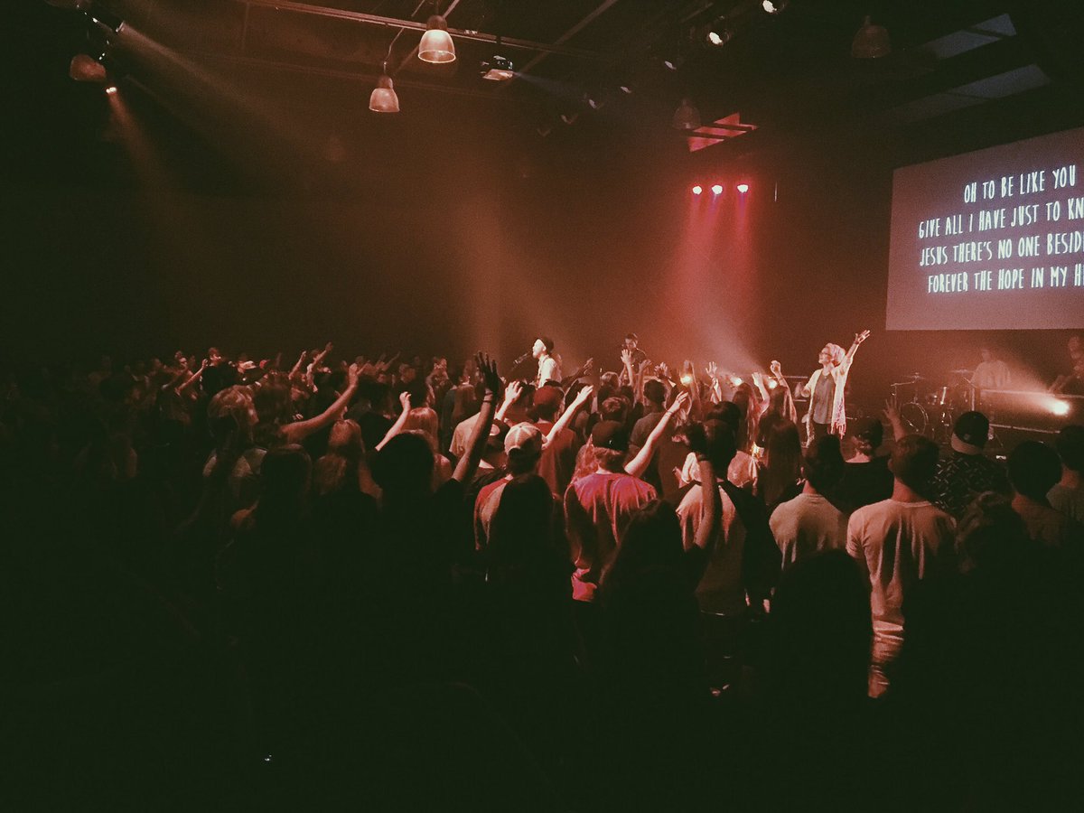 AnthemJHM's tweet photo. Great first week of #ANTHEMLifeis As we go through life, remember 1 John 4:9-10. We are to be loved and to love. https://t.co/NCknBK1AGM