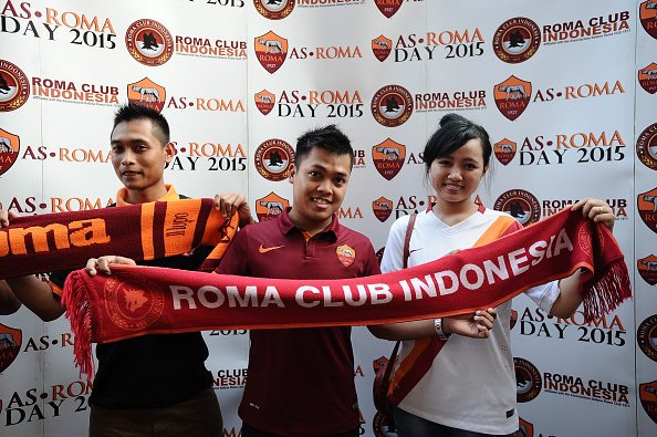 OfficialRoma_ID's tweet photo. Selamat ulang tahun ke-11 Roma Club #Indonesia dari kami semua di #ASRoma! Terima kasih atas cinta anda... https://t.co/Vt3RJ9Q81L