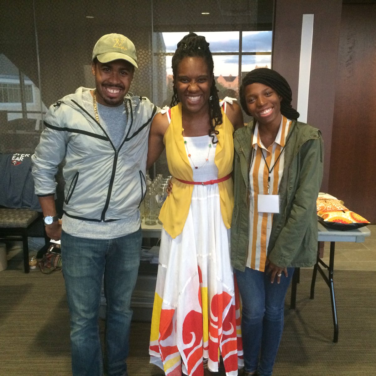 MissPoeticMaz's tweet photo. Shared the stage w #spokenword poet @chriswebbspeaks! He's about to go on tour so catch him if you can! #options2016 https://t.co/YRBbSKnd5u