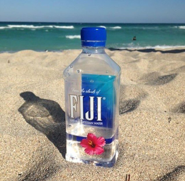 Water logo. Фиджи имя. Fuji вода. Вода фиджи 2017. Фиджи имя.
