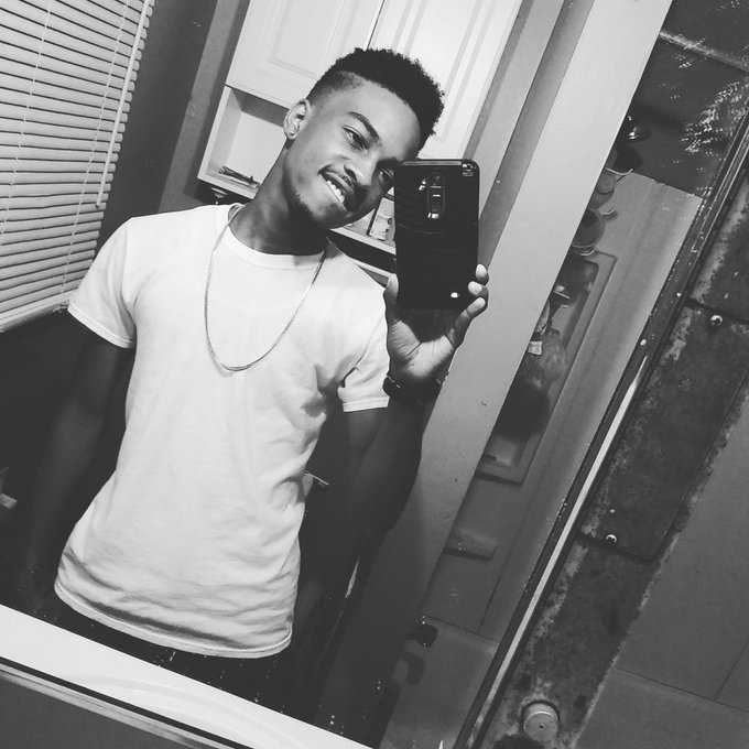 She said she been wanna keep it whoo! Look at god...🔪🐐 https://t.co/dLkKb4KkFl<a href="/tag/tb"class="tags"><span>#tb</span></a>