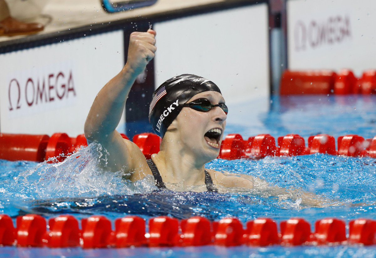 Katie Ledecky smashes world record to win Olympic gold in 400-meter freesty...