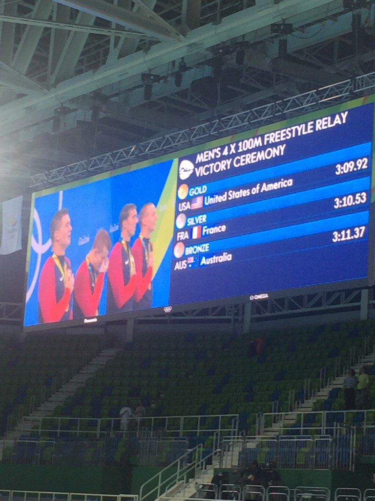 johnbertrand's tweet photo. YES. Bronze for the Aussies. Men 100 relay. Great effort lads. Go Australia!. https://t.co/sN762U5yKZ