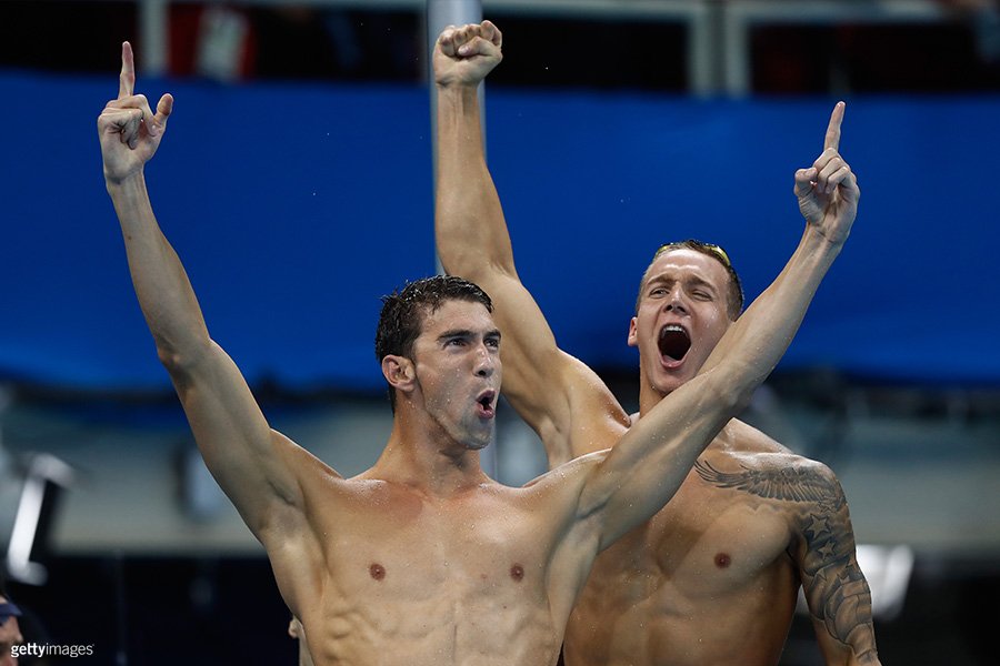 TeamUSA's tweet photo. THAT'S GOLD MEDAL #19 for @MichaelPhelps! 🇺🇸 https://t.co/aZ1VnezjHN