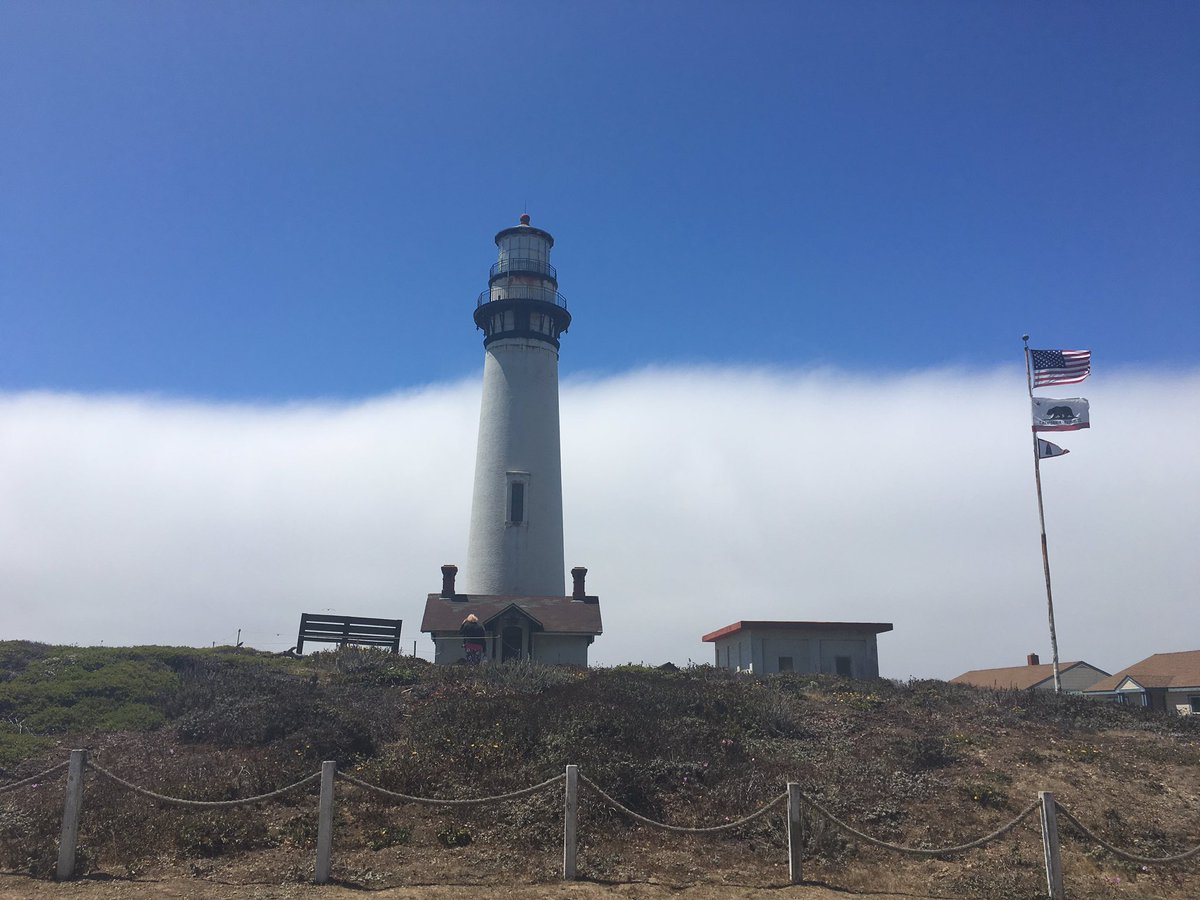 AdventurerGuide's tweet image. Road trips-Take route one and you'll stumble upon many #lighthouses #ca #WestCoastLife #travelexpert #traveltips