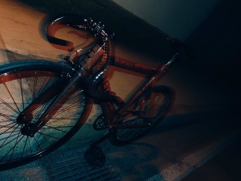rs3_039's tweet photo. very dope🔥

#leaderbike
#leaderbikes
#735
#brotures
#brotures_harajuku 
#trex
#hed3
#fixed… https://t.co/KxMidn3xQI https://t.co/KfBApCXmfe