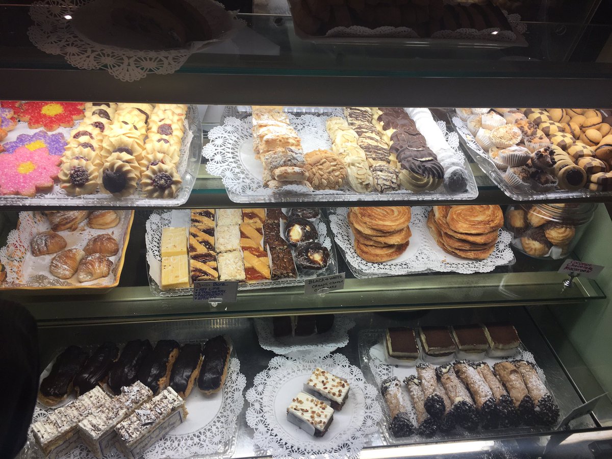 AdventurerGuide's tweet image. You will find these yummy treats stumbling into cafes in #northbeach #sf #ca # #foodie #travelblogger #traveltips