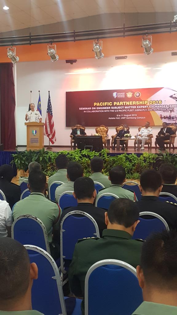 Pacific Partnership (@pacificpartner) on Twitter photo #PP16 Mission Commander makes remarks to open the Engineering Subject Matter Expert Exchange <a href="/SeabeeCenter/">Seabee Center GPT</a> #PP16 Mission Commander makes remarks to open the Engineering Subject Matter Expert Exchange <a href="/SeabeeCenter/">Seabee Center GPT</a>
