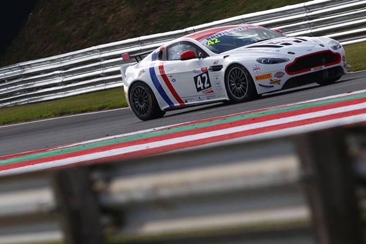 GrahamRachelle's tweet image. A big well done to @matthewgraham01  &amp;amp; @JackMitchellx for their podium finish @BritishGT Well deserved🏁🏆🍾 #teamwork