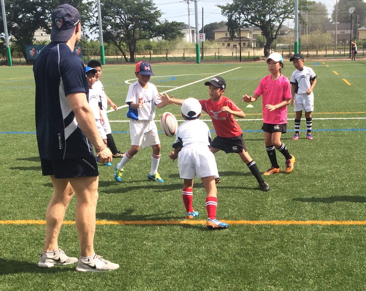 SpeedoTigers's tweet photo. Camp 3, Day 1 - target up &amp; push through the pass #RugbyDevelopment #Japan @LeicesterTigers @GECworld @DanThacker_1 https://t.co/sjrnBlu3Yb