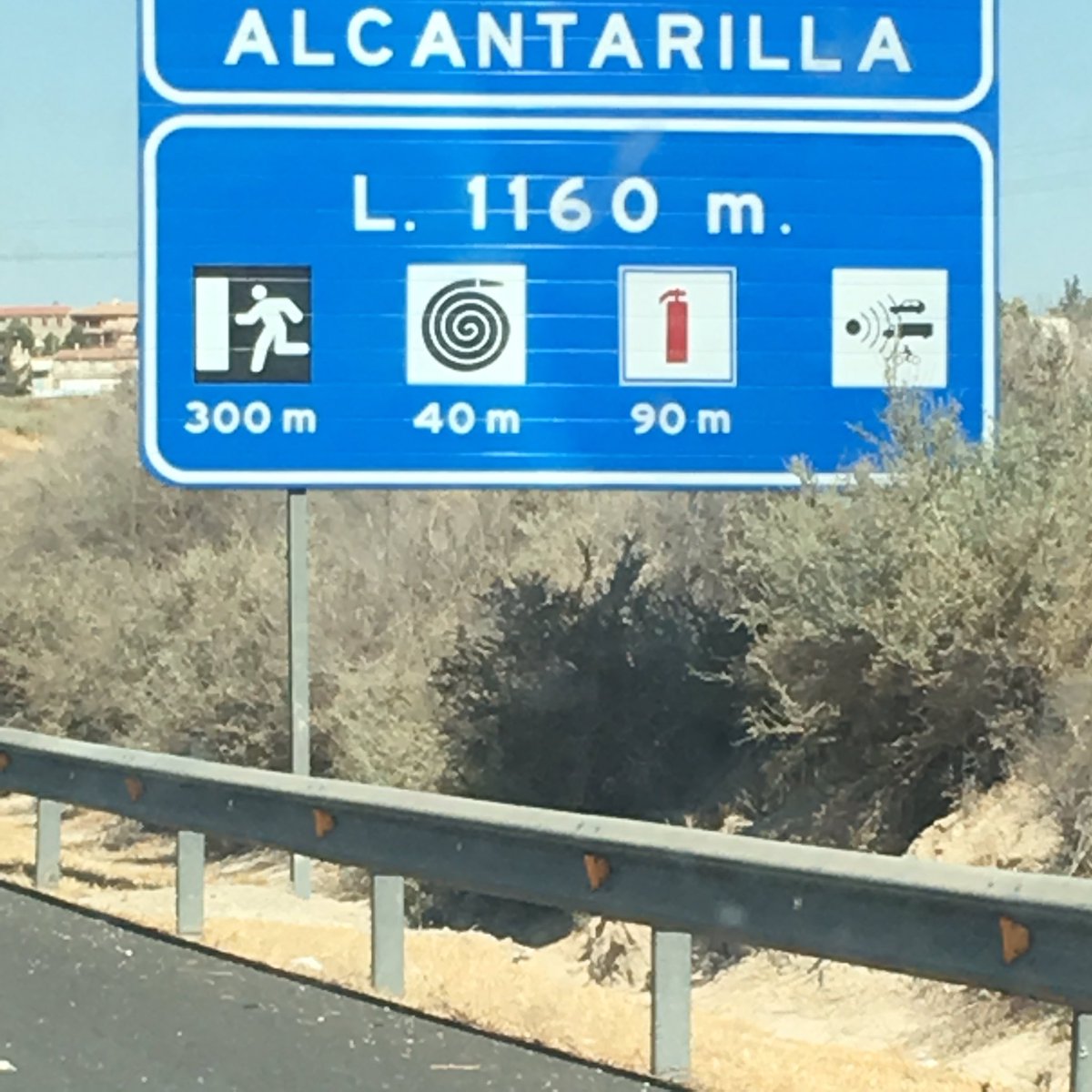 raquelsastrecom's tweet photo. Murcia! Han puesto un radar tramo en el túnel de Alcantarilla de la autovía de Mula/Caravaca. Y lo han avisado así. https://t.co/dbE67CpUxu