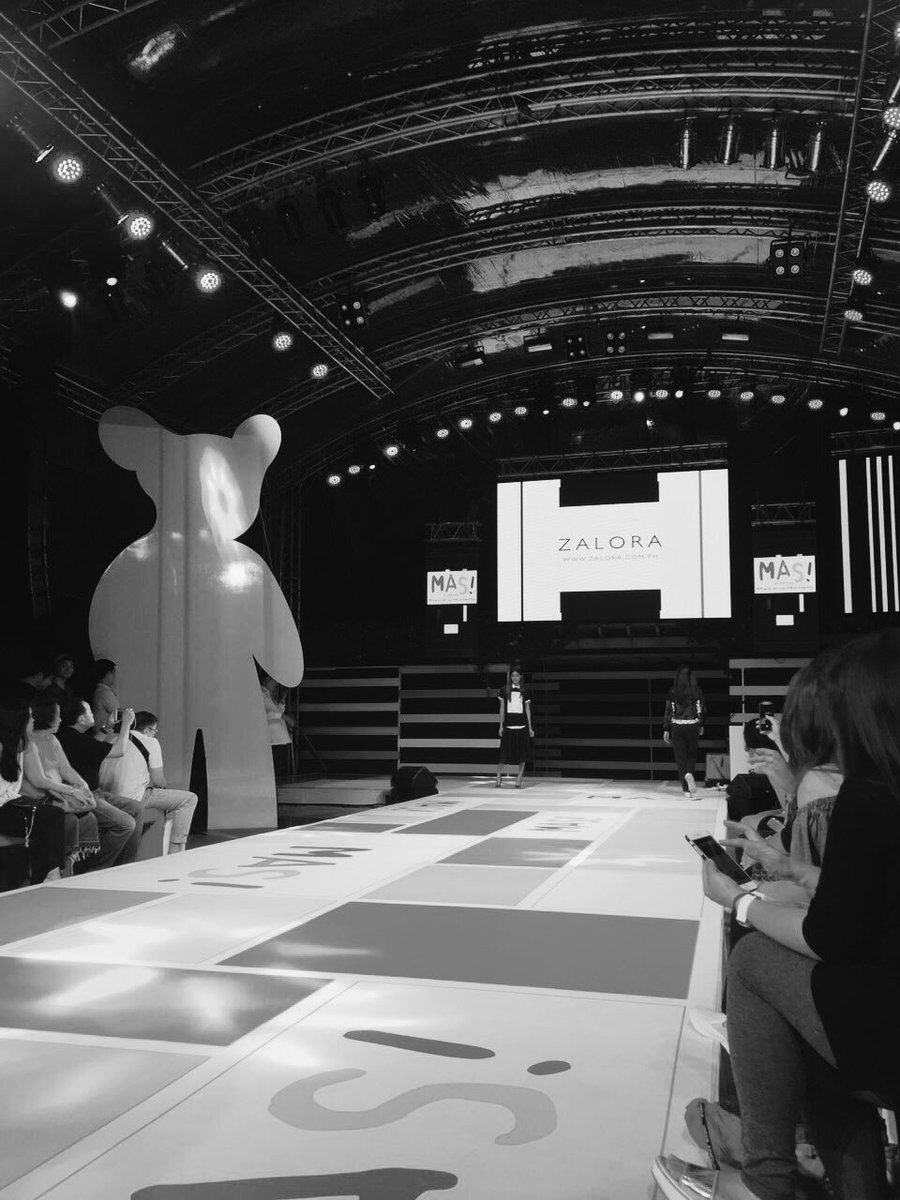 imkerwinking's tweet photo. @imkerwinking @ZALORAPH tho! β¨ππ» #LovEmSoMAS #IloveAyalaMalls #BHSStyleOrigin ππ» https://t.co/qIZIF2ryBi