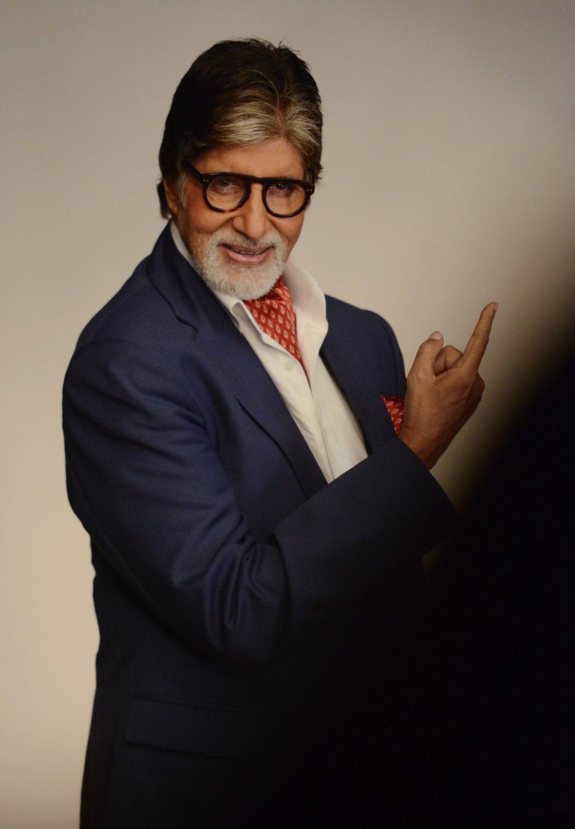 SrBachchan's tweet image. T 2342 -  #mondaymotivation  mine is :bit.ly/PinkLogo
 revealed #PinkLogo  Find out #WhatisPink tomorrow!