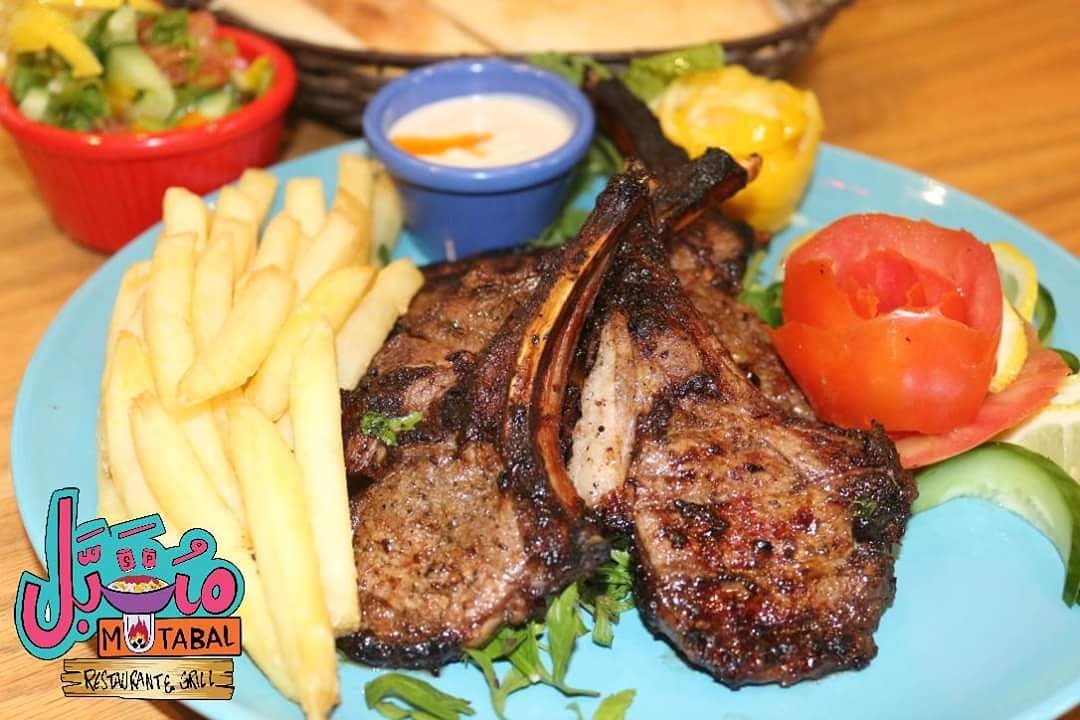 MutabalOfficial's tweet image. من شواية متبل بنعملكم صحن ريش مشوية
شارك صحابك و اهلك و اعمل تاج للناس الي بتحب الريش 
065523244 دائما في خدمتكم