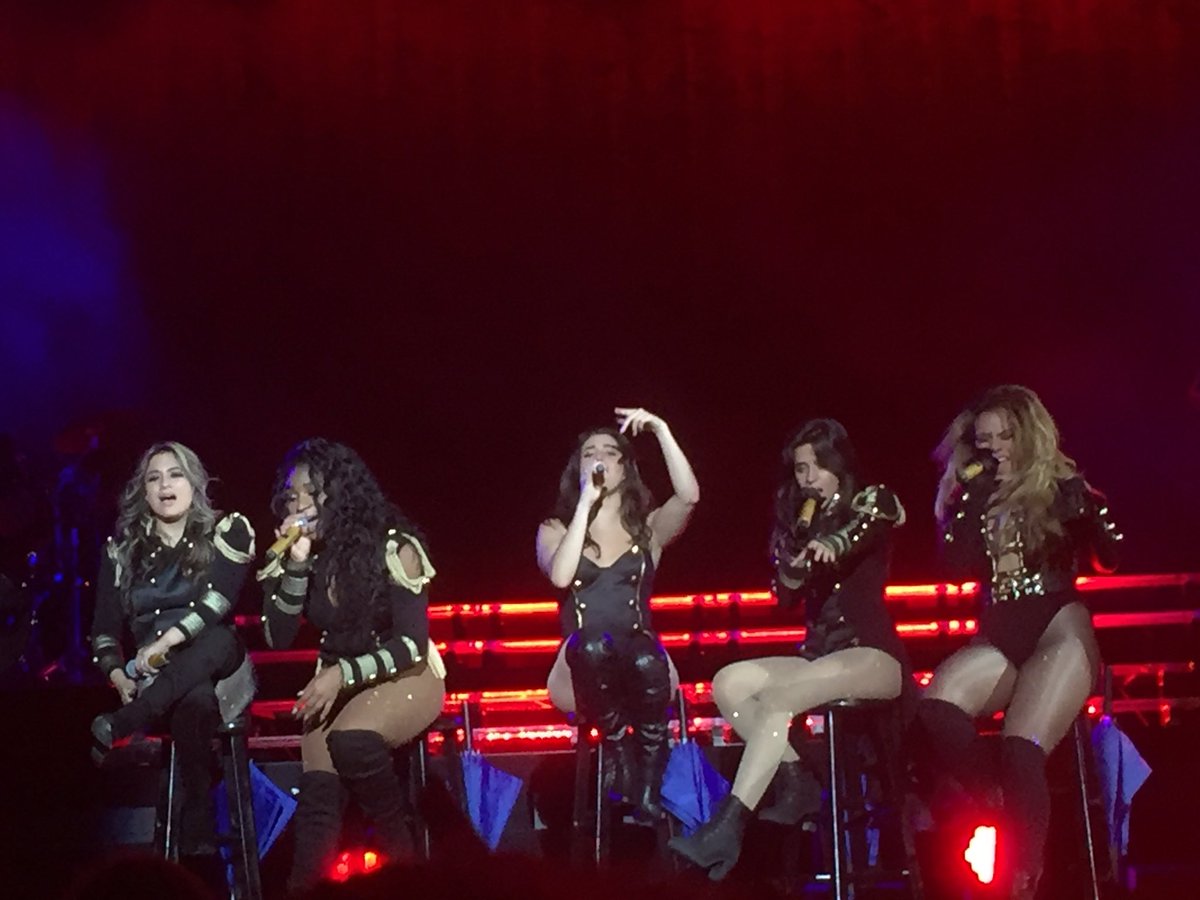 Entre10ment's tweet photo. Fifth Harmony performing tonight  #727TourProvidence https://t.co/OpWFjepFFn