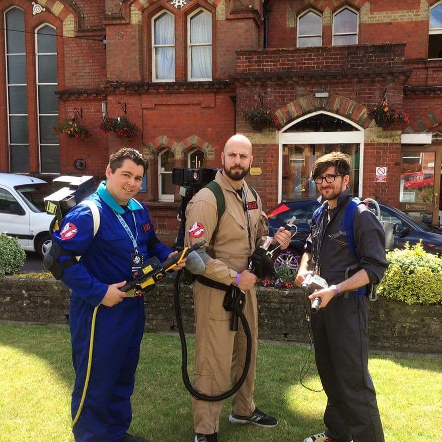 SCGhostbusters's tweet image. #nerdageddon #altoncomiccon raising money for charity #ghostbusters #slimer #staypuft #ghostcorps #ghostheads