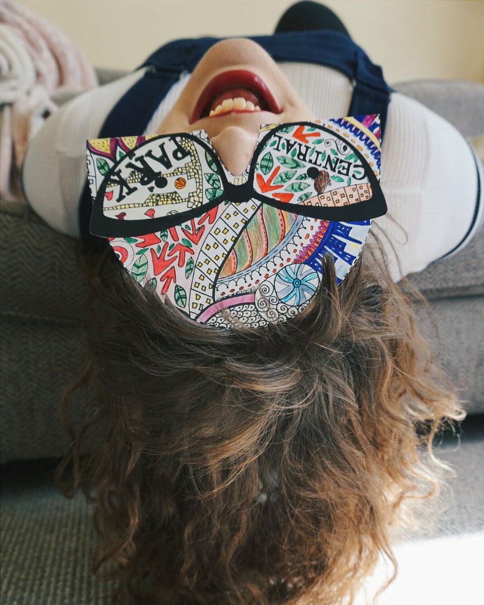 Elookingrosie's tweet photo. Dreaming of #centralpark with @sunglassesshop, @rayban &amp; @meganellaby 💭
#sgsfaceshape #sunglassesshop #newyork #comp https://t.co/TTBlVVqnSC