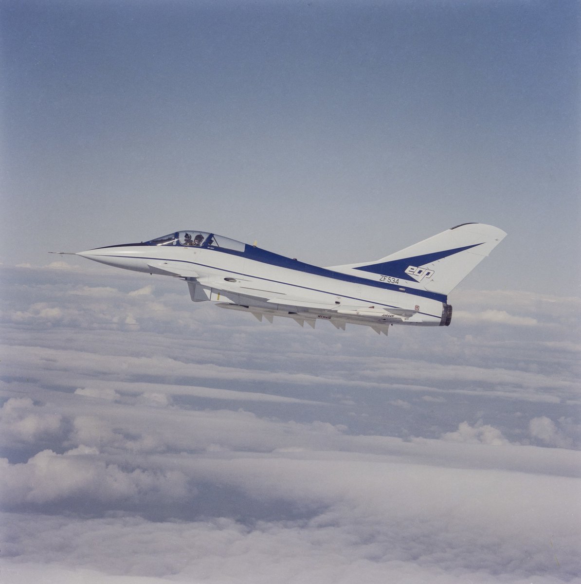 BAESystemsAir's tweet photo. On this day in 1986, the Experimental Aircraft Programme (EAP) #technology demonstrator made its first flight. https://t.co/qCvebOdHXy