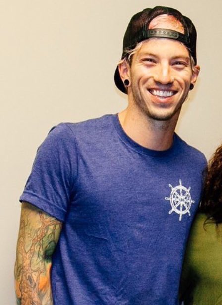 Get a boi who can do both.