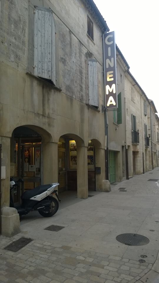 anomomaterial's tweet photo. Lovely little #cinema discovered during a recent visit to Uzès, France. https://t.co/f9cNeJsmvb