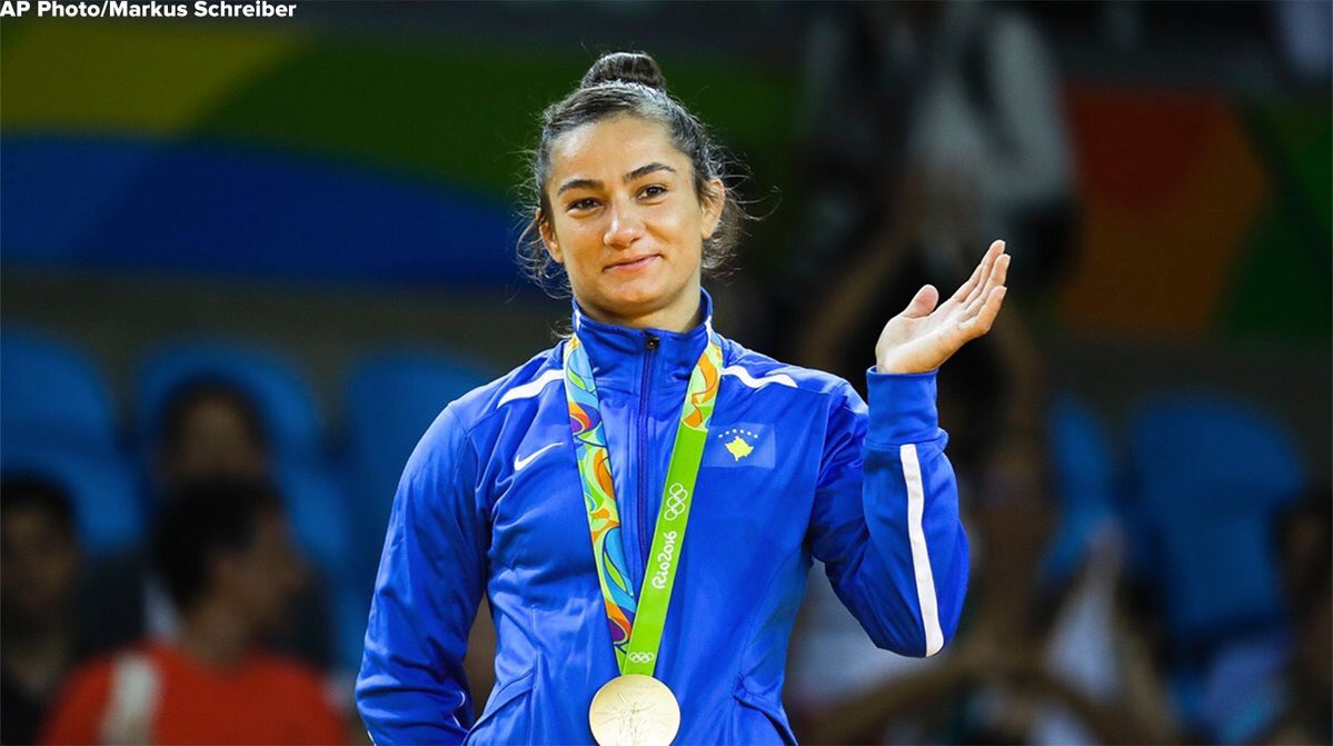 D_Kallogjerovic's tweet photo. @MajlindaKel #Pride #GoldenMedal #Rio2016 #RioOlympics2016 #Kosovo #Albania https://t.co/OE99Mv37xm