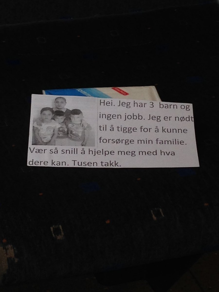 skjelbreid's tweet photo. @Ruter  ganske mye tigging på banen...... https://t.co/L4lrZL32fb