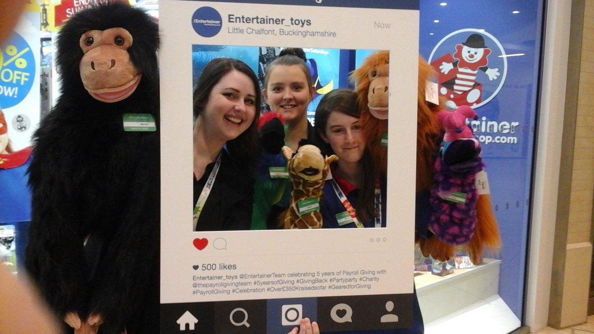 EntertainerTeam's tweet photo. Team Dunfermline @EntertainerTeam @PayrollGivingTm #5yearsofgiving https://t.co/zn8Kl86CsV