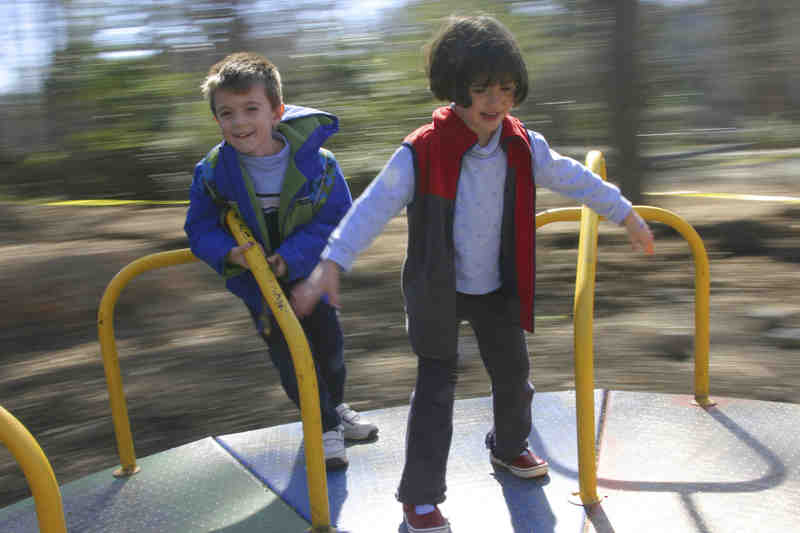 MSABCMilwaukee's tweet photo. Kids &amp; adolescents should get 1 hour of physical activity each day. Visit https://t.co/oH6m0MB2bd to learn more. https://t.co/Knc6lK3XM3