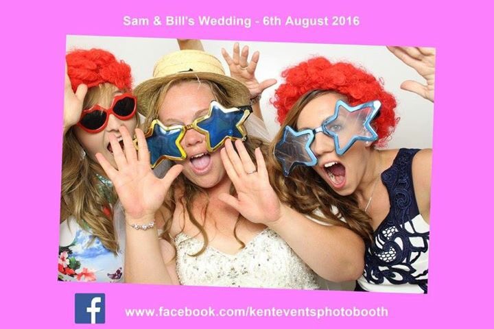 Do love a good photo booth!!! 😉🎉😎👍 #LoveWeddings #FunTimes