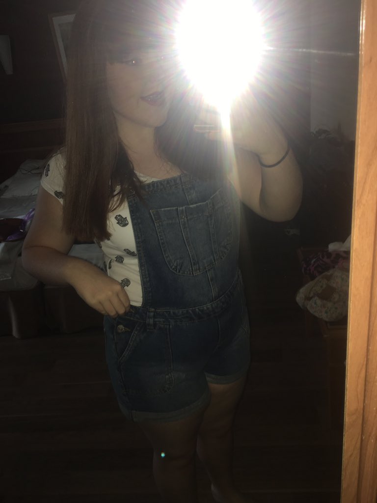 Telepathic_'s tweet image. Last night tonight✌🏻