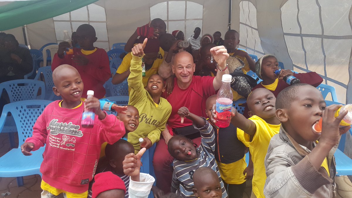 tanken2016's tweet photo. @jetsetangels #jetsetangels #mamamargarets children in Kenya receiving their Angels https://t.co/9ZUM0tr6SZ