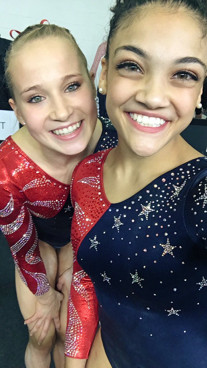 LaurieHernandez's tweet image. Posing hard for that good selfie lighting😂😜