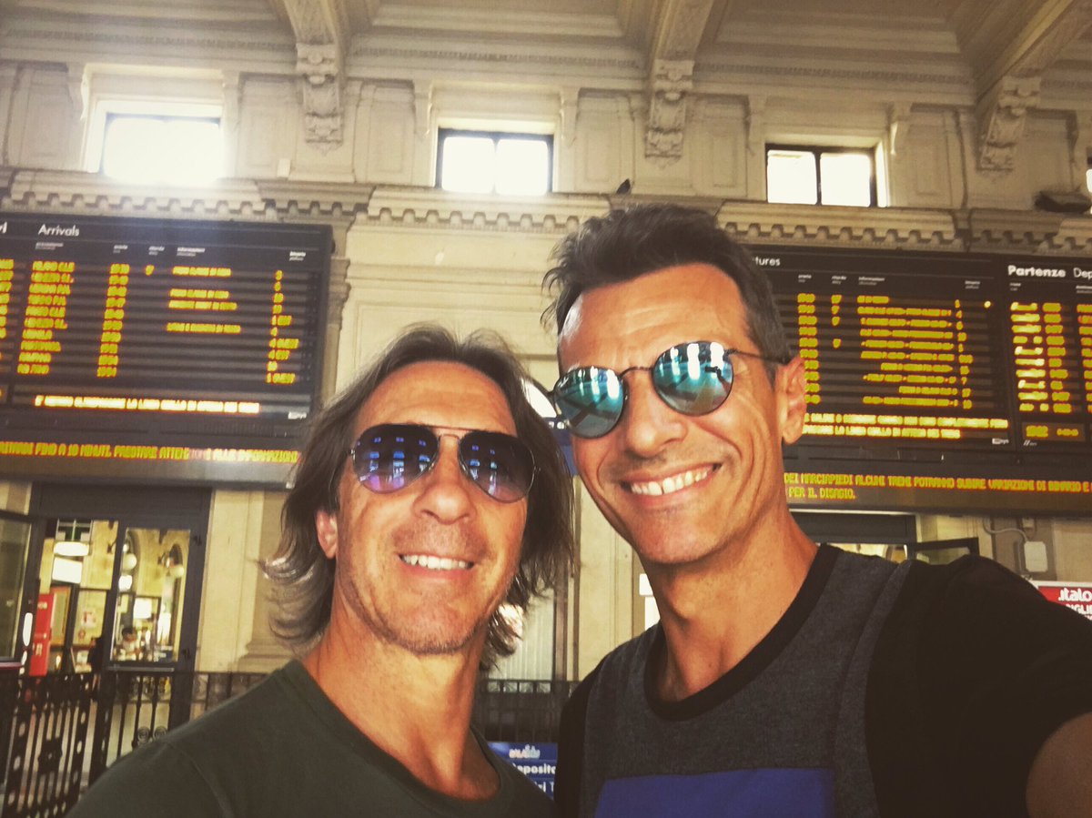 GetFarFargetta's tweet photo. #Termoli #arriviamo @MaurizioMolella #GetFarFargetta #TheOriginalMegamix 😜 questa sera al #Will8 https://t.co/RszjYqUerU